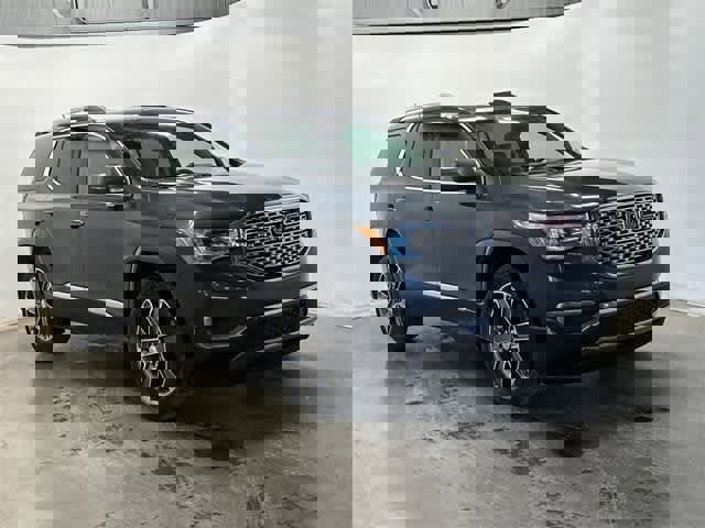 Used 2019 GMC Acadia Denali w/ Technology Package image 34