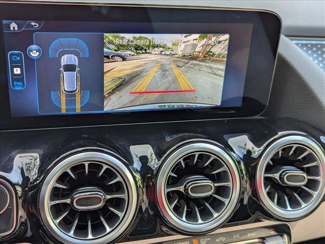 Used 2025 Mercedes-Benz GLA 250 image 13