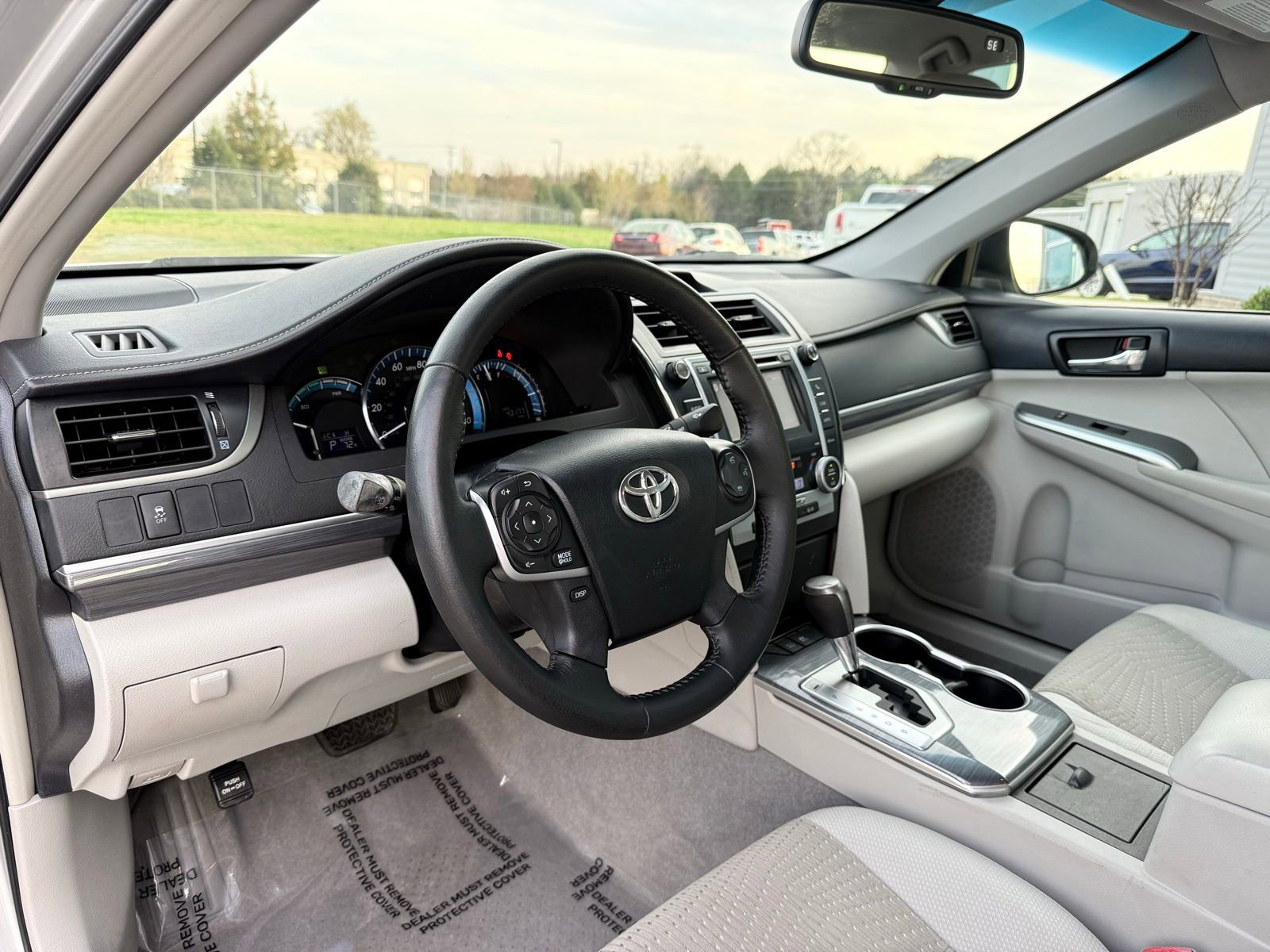Used 2013 Toyota Camry XLE w/ Convenience Pkg image 15