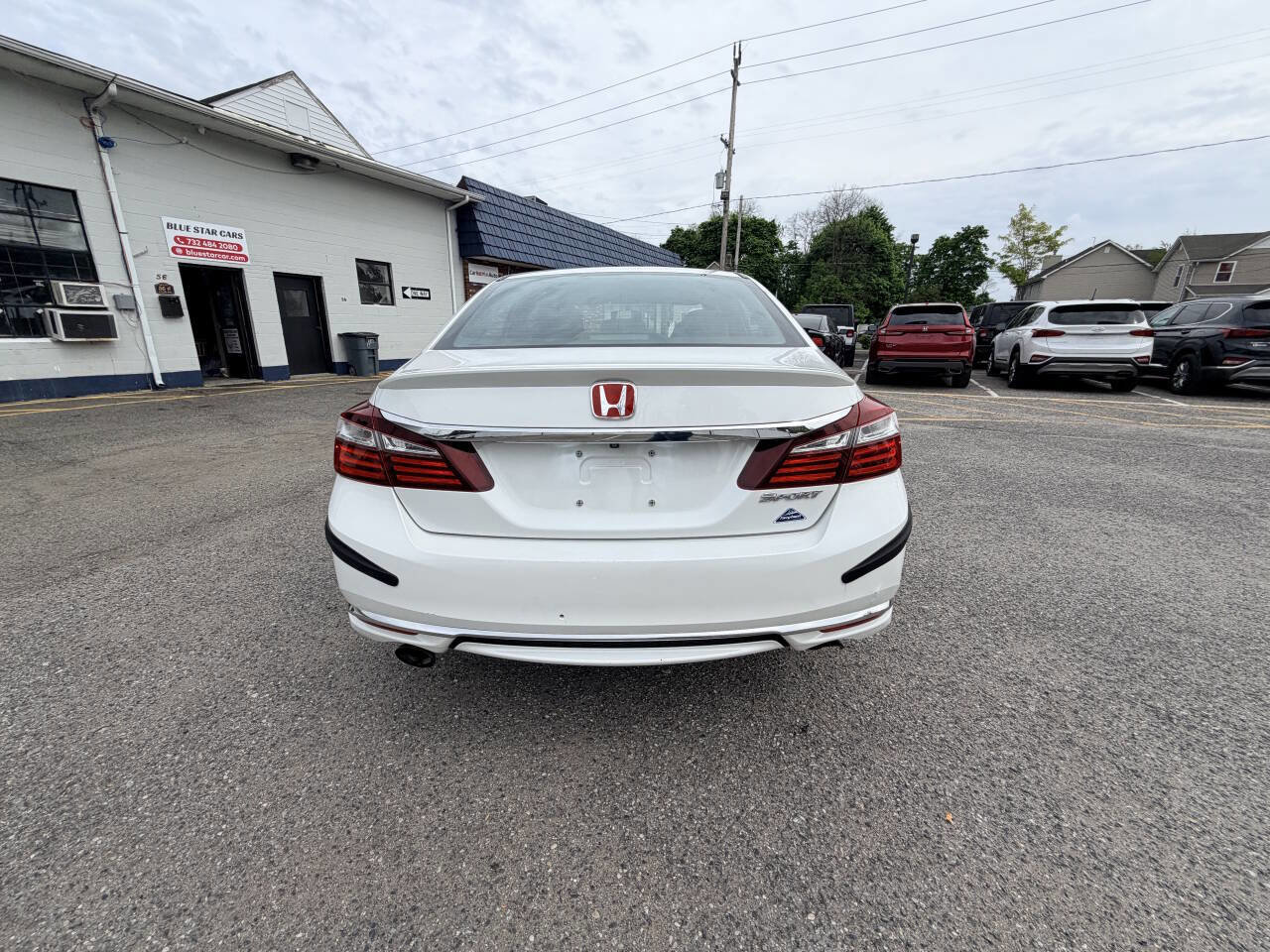 Used 2017 Honda Accord Sport image 16