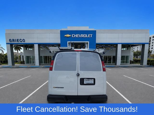 Used 2025 Chevrolet Express 2500 w/ Driver Convenience Package RWD image 9
