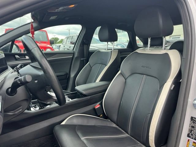 Certified 2025 Kia K5 GT-Line AWD/4WD image 17