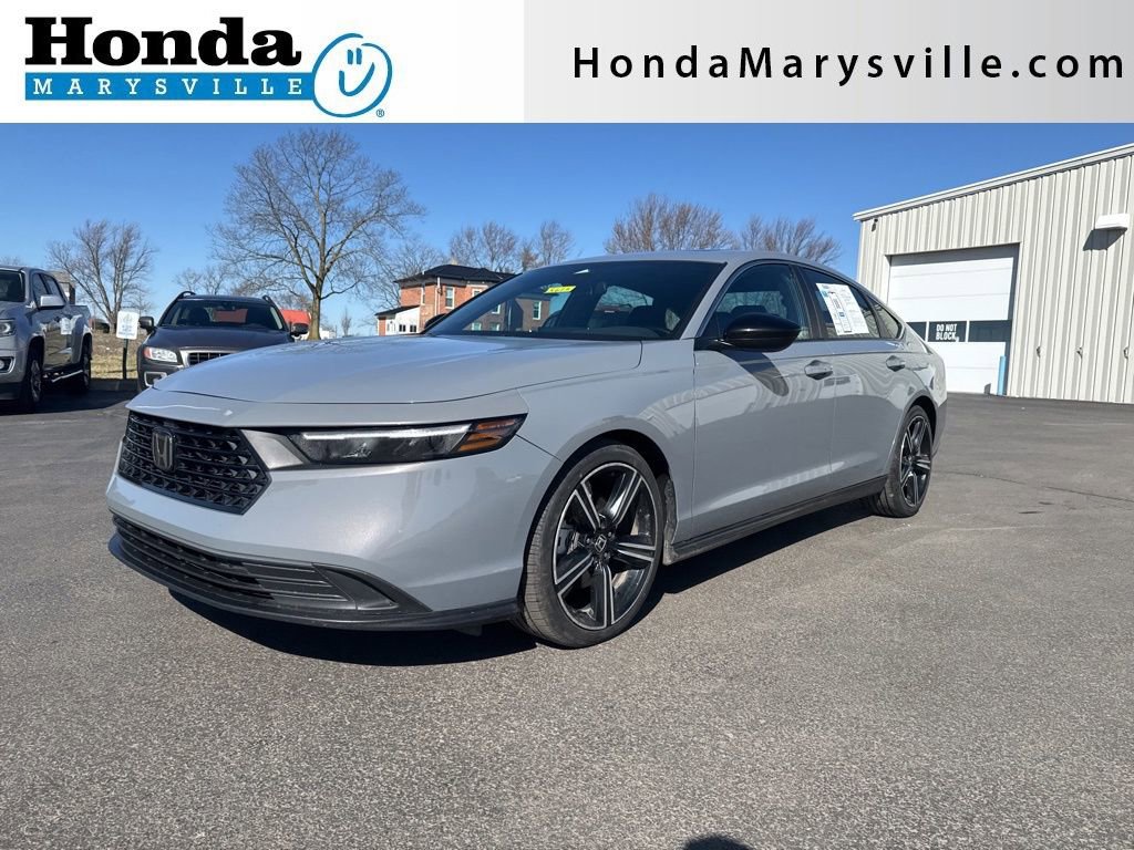 Used 2023 Honda Accord Sport image 1