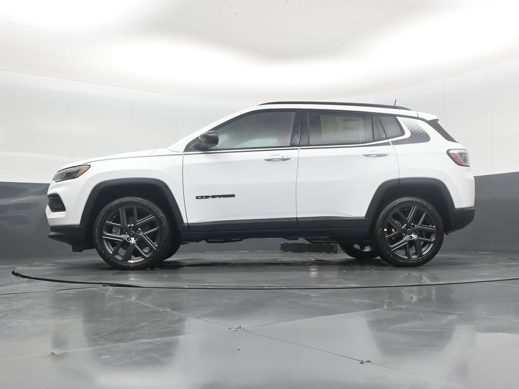 New 2026 Jeep Compass Latitude AWD/4WD image 43