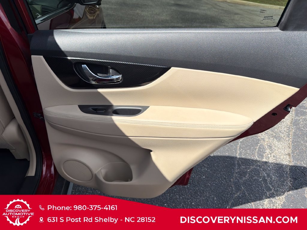 Certified 2019 Nissan Rogue SL FWD image 40