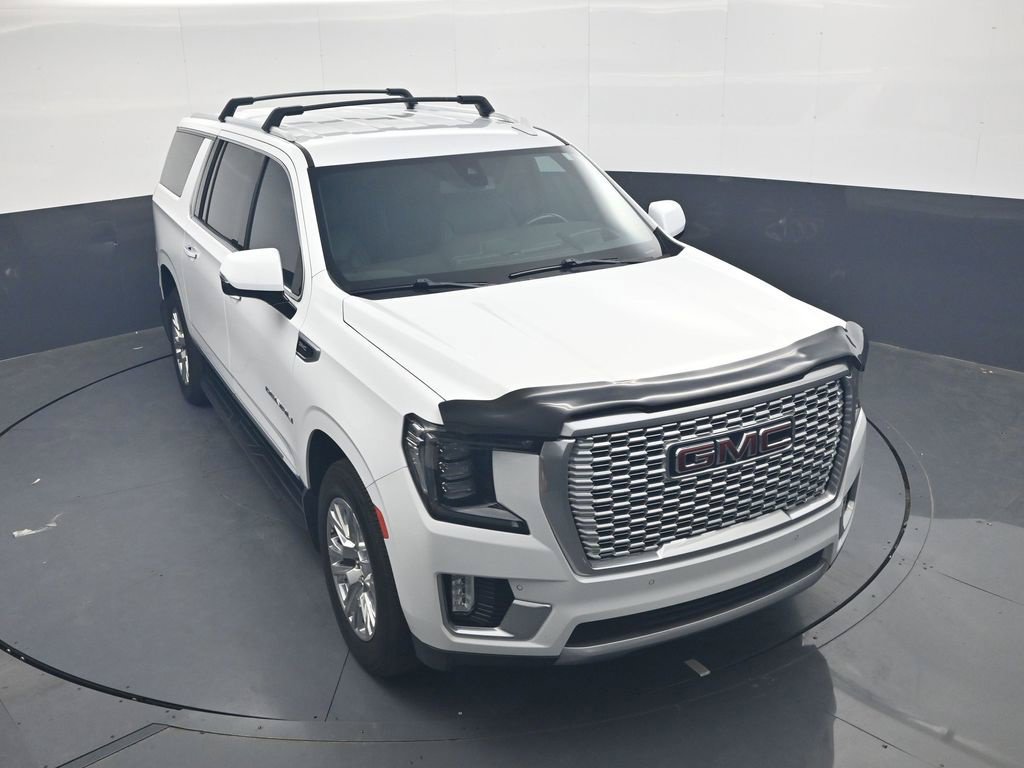 Used 2021 GMC Yukon XL Denali AWD/4WD image 30