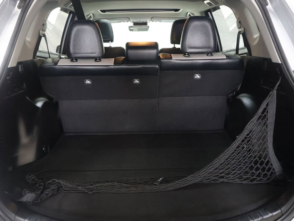Used 2017 Toyota RAV4 Limited image 13