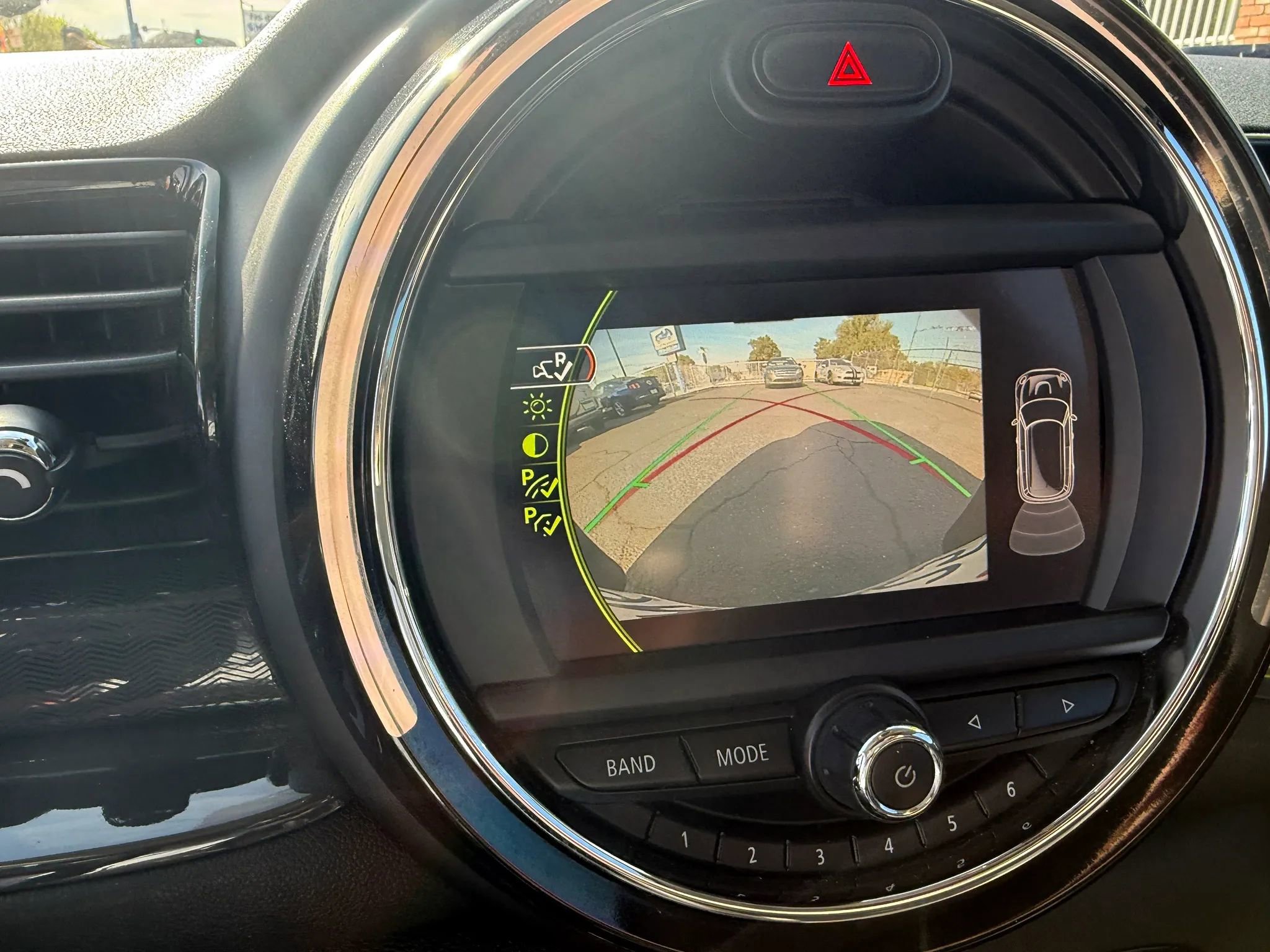 Used 2017 MINI Cooper Clubman image 18