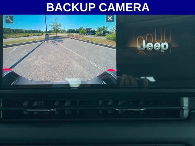 Certified 2025 Jeep Gladiator Rubicon w/ Convenience Group AWD/4WD video 2