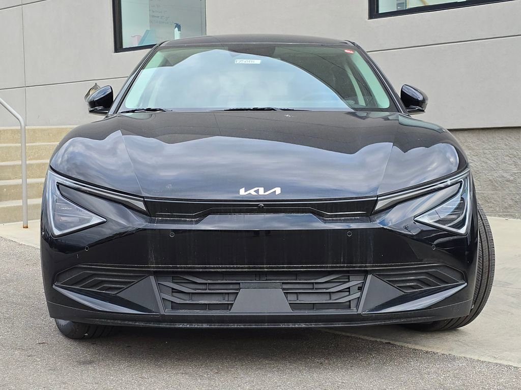 New 2025 Kia EV6 Light w/ Light LR Technology Package image 14