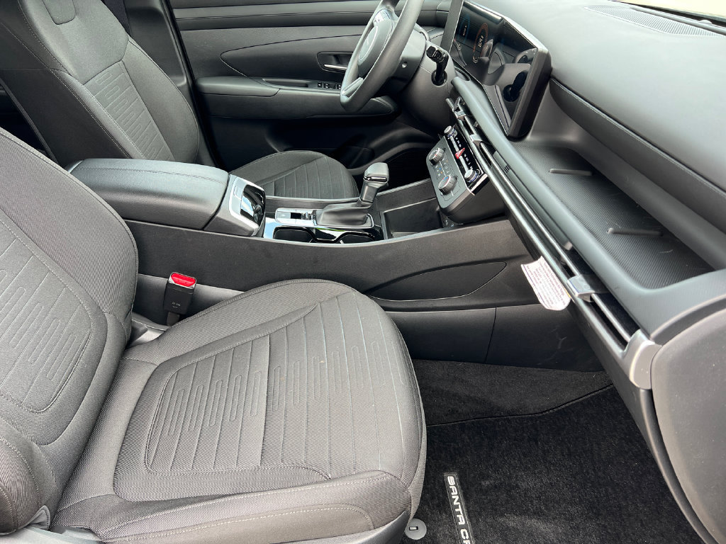Used 2026 Hyundai Santa Cruz SE FWD image 7