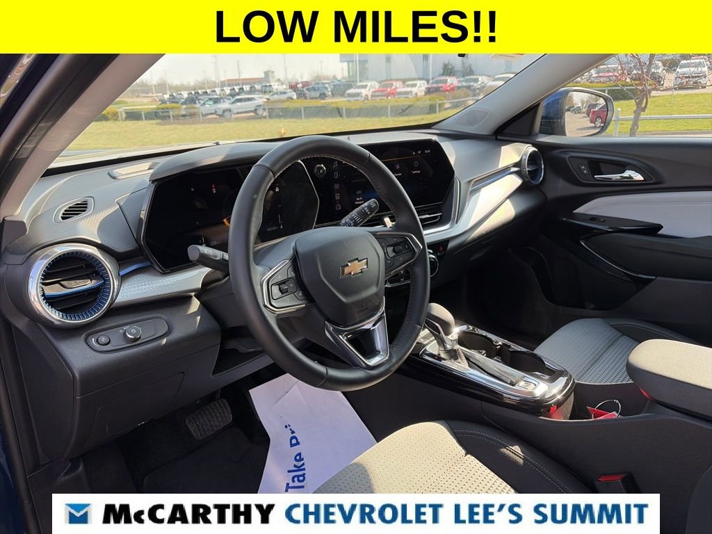 Certified 2024 Chevrolet Trax LT w/ Driver Confidence Package image 44