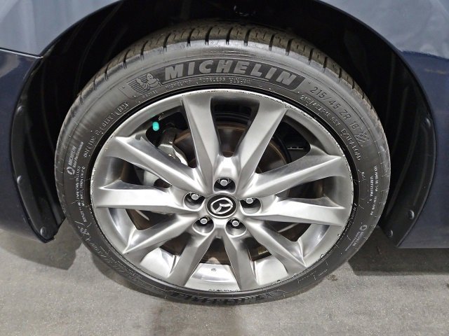 Used 2018 MAZDA MAZDA3 Touring image 6