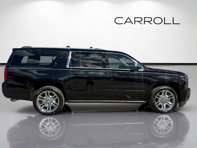 Used 2020 Chevrolet Suburban Premier w/ Premier Plus Edition AWD/4WD image 2