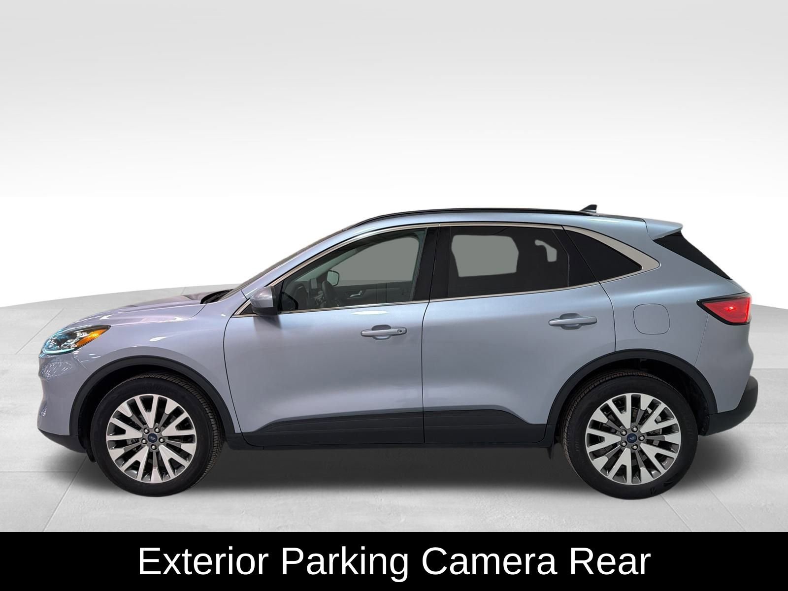 Used 2022 Ford Escape Titanium image 6