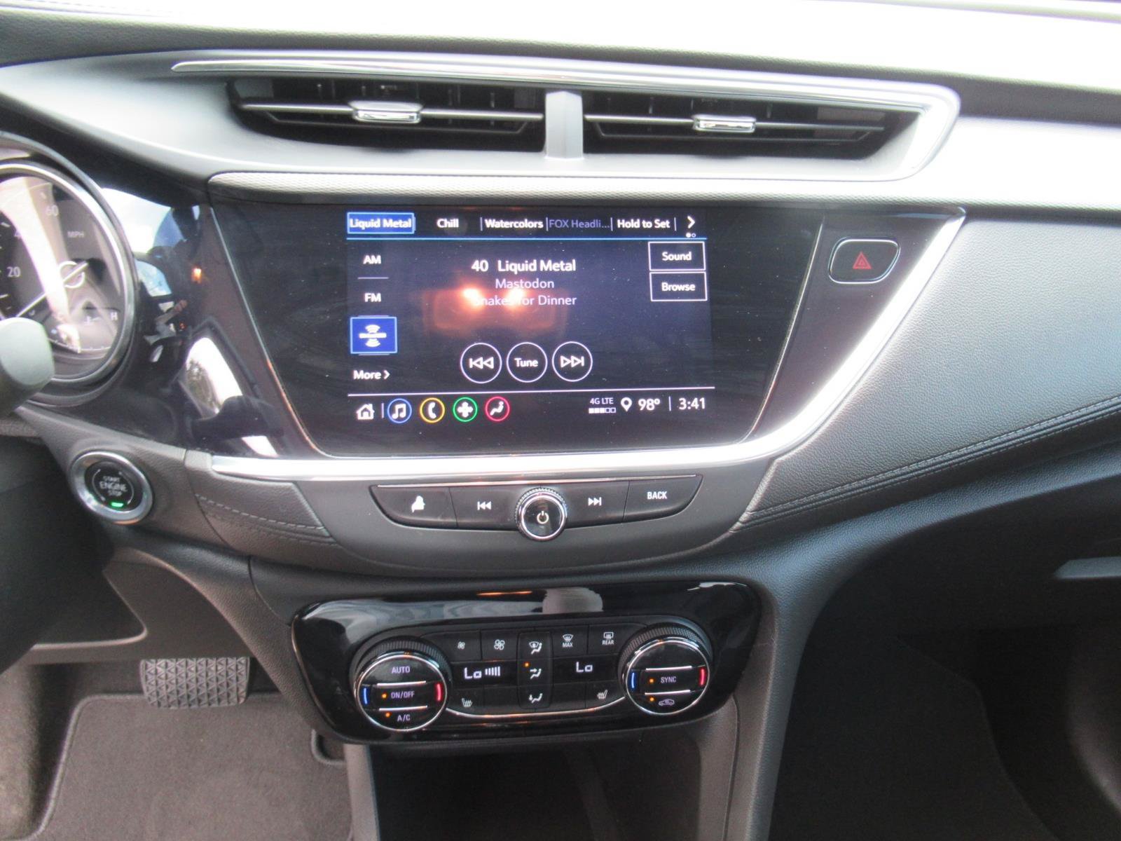 Used 2023 Buick Encore GX Select w/ Sport Touring Package FWD image 25