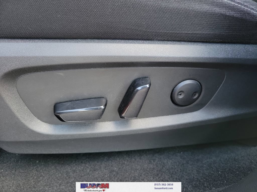 Used 2022 Nissan Pathfinder SV AWD/4WD image 17