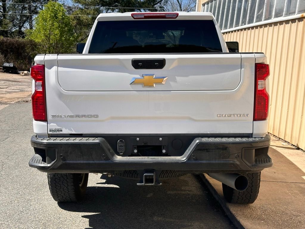 Used 2025 Chevrolet Silverado 2500 Custom w/ Custom Value Package image 8