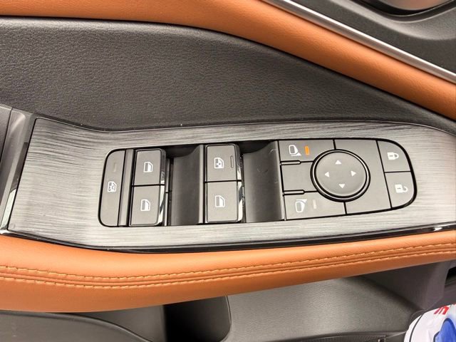 New 2026 Nissan Rogue Platinum w/ Platinum Premium Package image 11