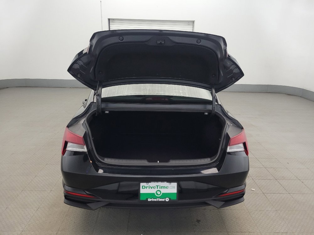 Used 2023 Hyundai Elantra SEL w/ Cargo Package FWD image 29