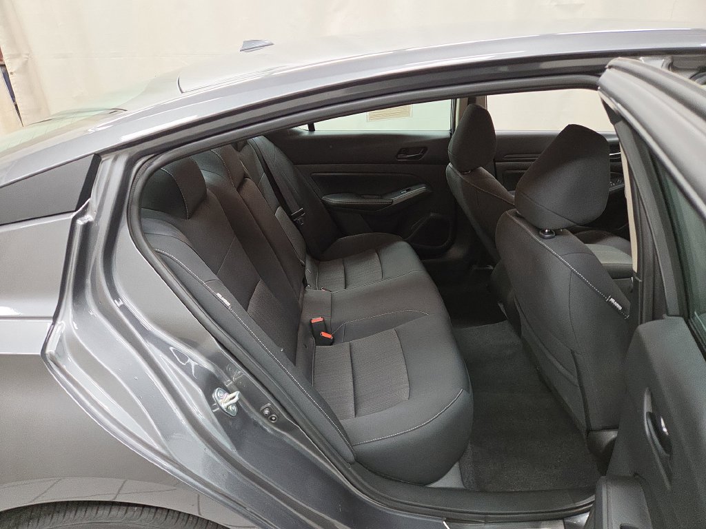 Used 2025 Nissan Altima 2.5 SV w/ SV Special Edition Package AWD/4WD image 9