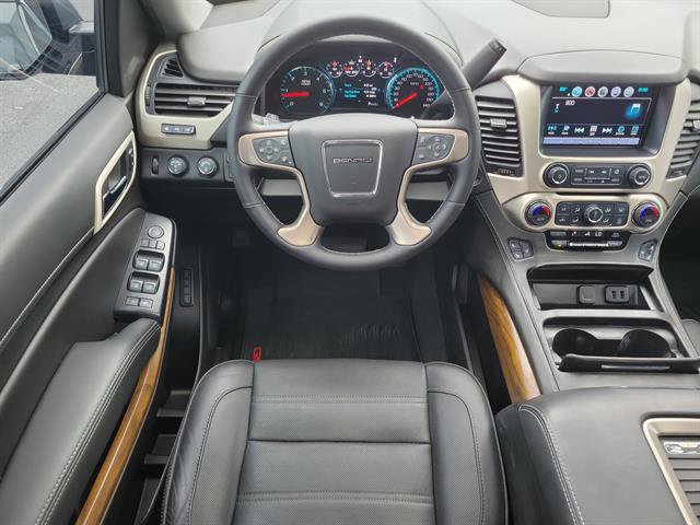 Used 2020 GMC Yukon Denali w/ Open Road Package image 19