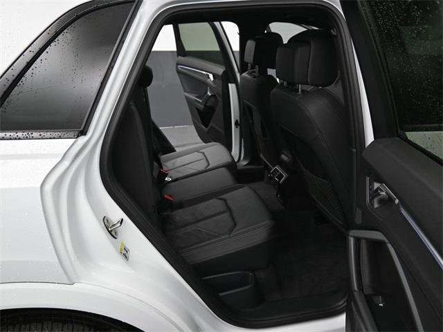 Used 2023 Audi Q3 2.0T Premium Plus w/ Premium Plus Package image 34