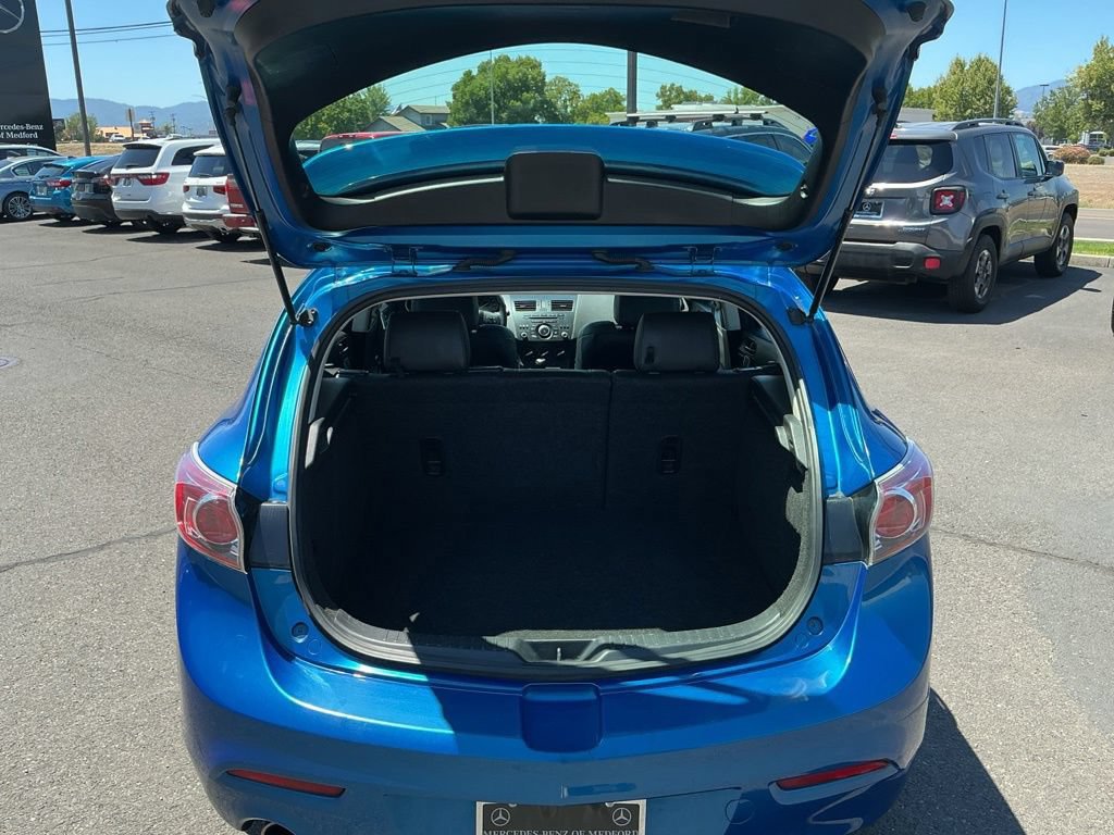 Used 2012 MAZDA MAZDA3 i Grand Touring w/ Tech Pkg FWD image 23