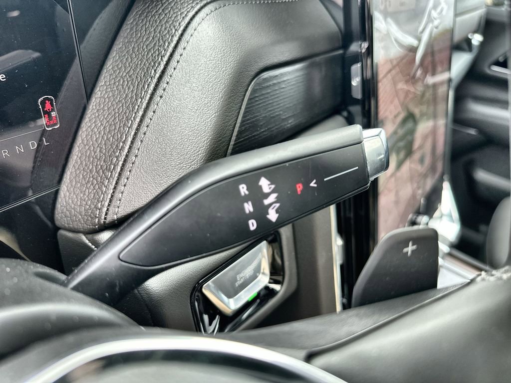 New 2026 GMC Yukon Denali w/ Sun & Power Step Package image 26
