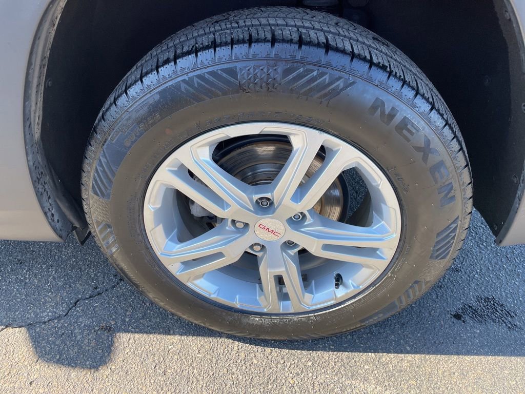 Used 2018 GMC Terrain SLE image 4