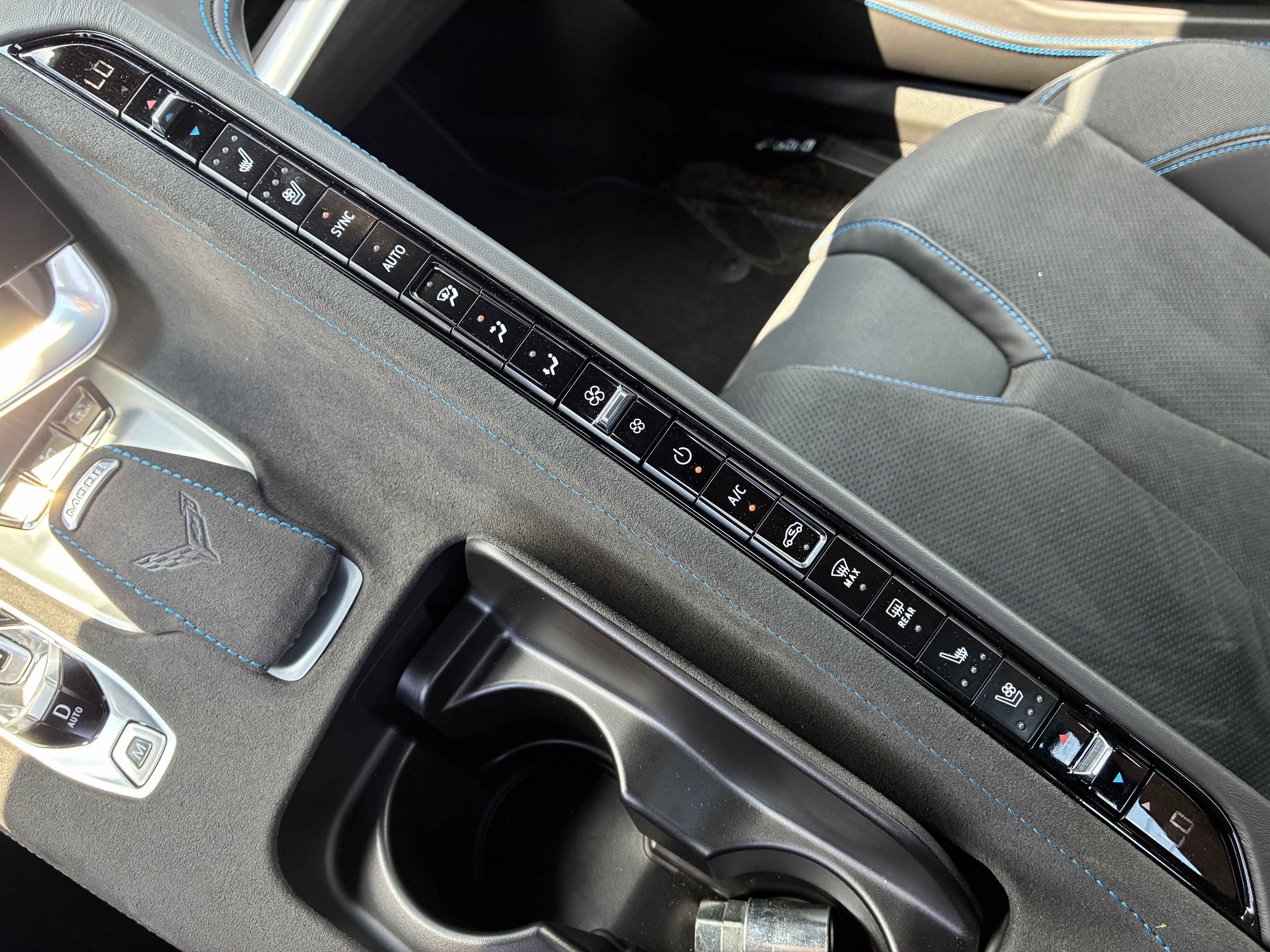 Used 2025 Chevrolet Corvette E-Ray AWD/4WD image 35