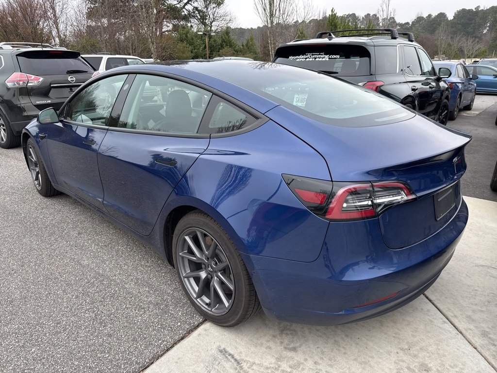 Used 2021 Tesla Model 3 Standard Range Plus image 8