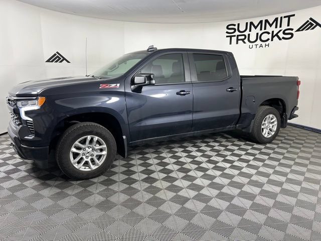 Used 2024 Chevrolet Silverado 1500 RST w/ Z71 Off-Road Package AWD/4WD image 6