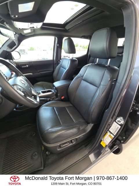 Used 2021 Toyota Tacoma Limited AWD/4WD image 11