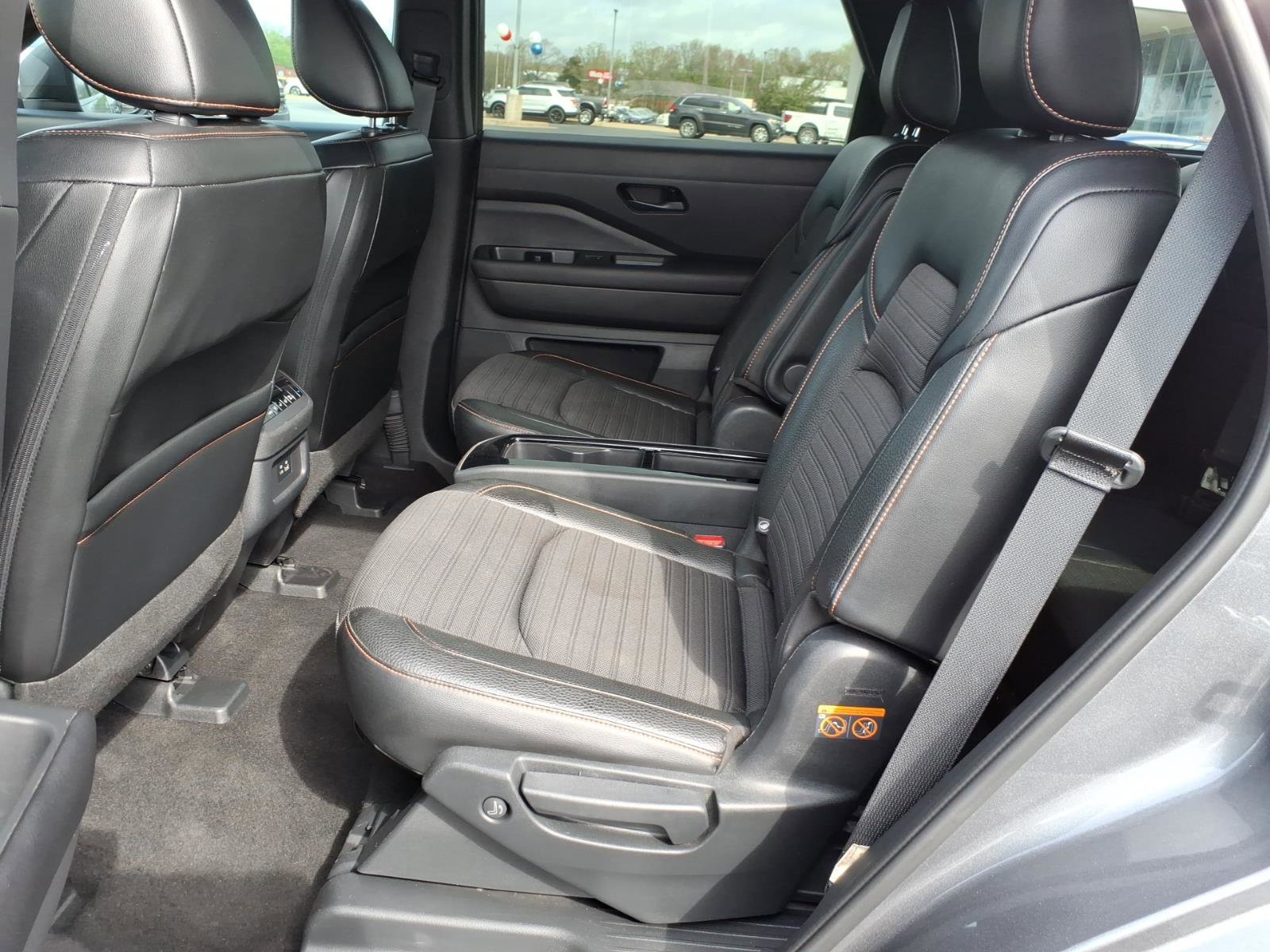 Used 2023 Nissan Pathfinder Rock Creek AWD/4WD image 9