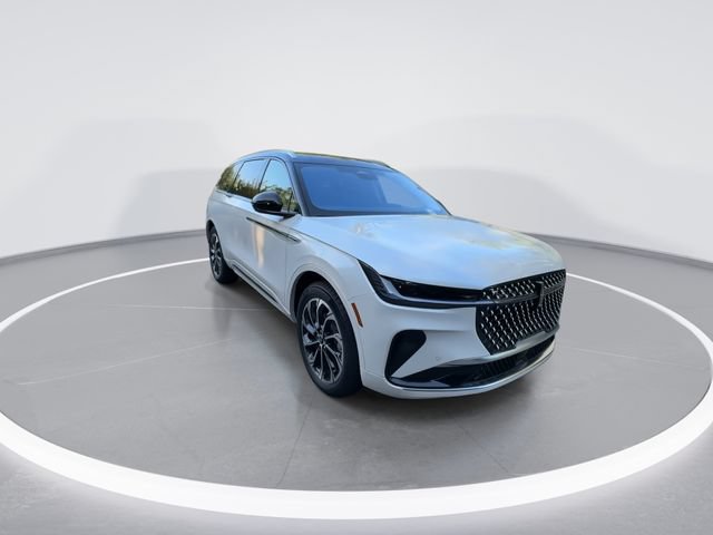 New 2026 Lincoln Nautilus Reserve AWD/4WD image 2