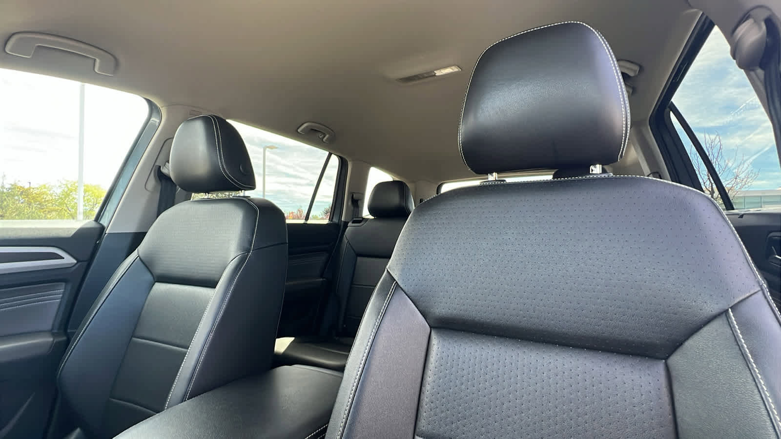 Certified 2021 Volkswagen Atlas SE image 11