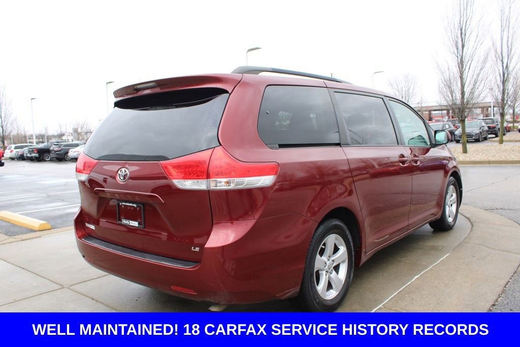 Used 2014 Toyota Sienna LE image 7