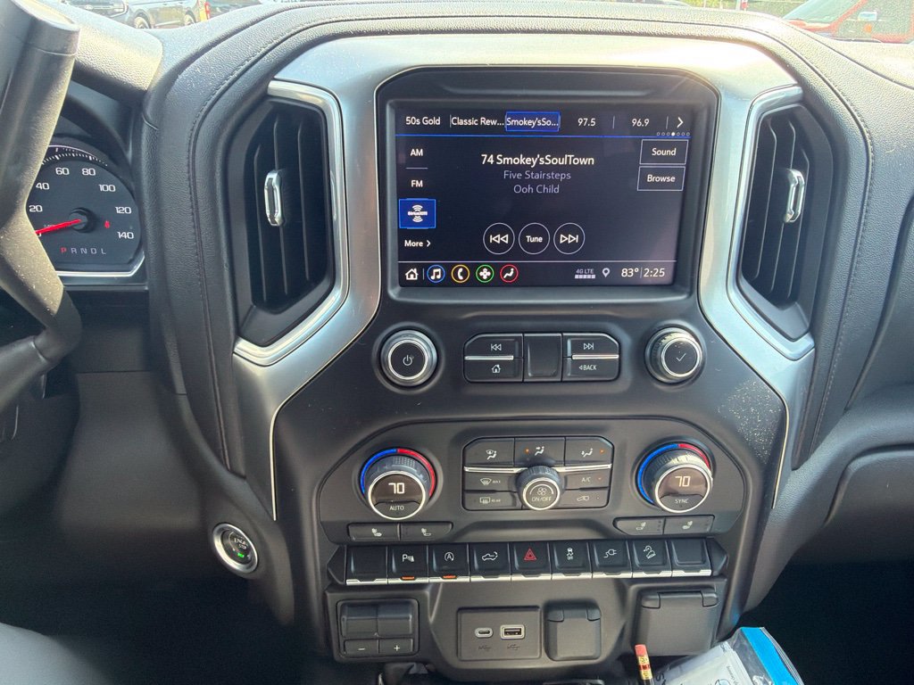Used 2019 Chevrolet Silverado 1500 RST AWD/4WD image 21