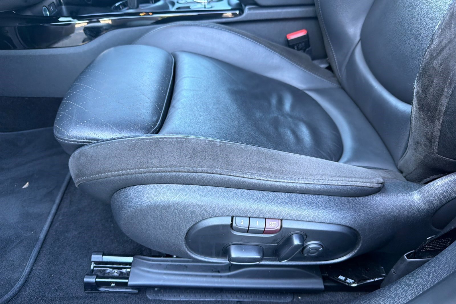 Used 2021 MINI Cooper Clubman S w/ Driver Assistance Package image 14