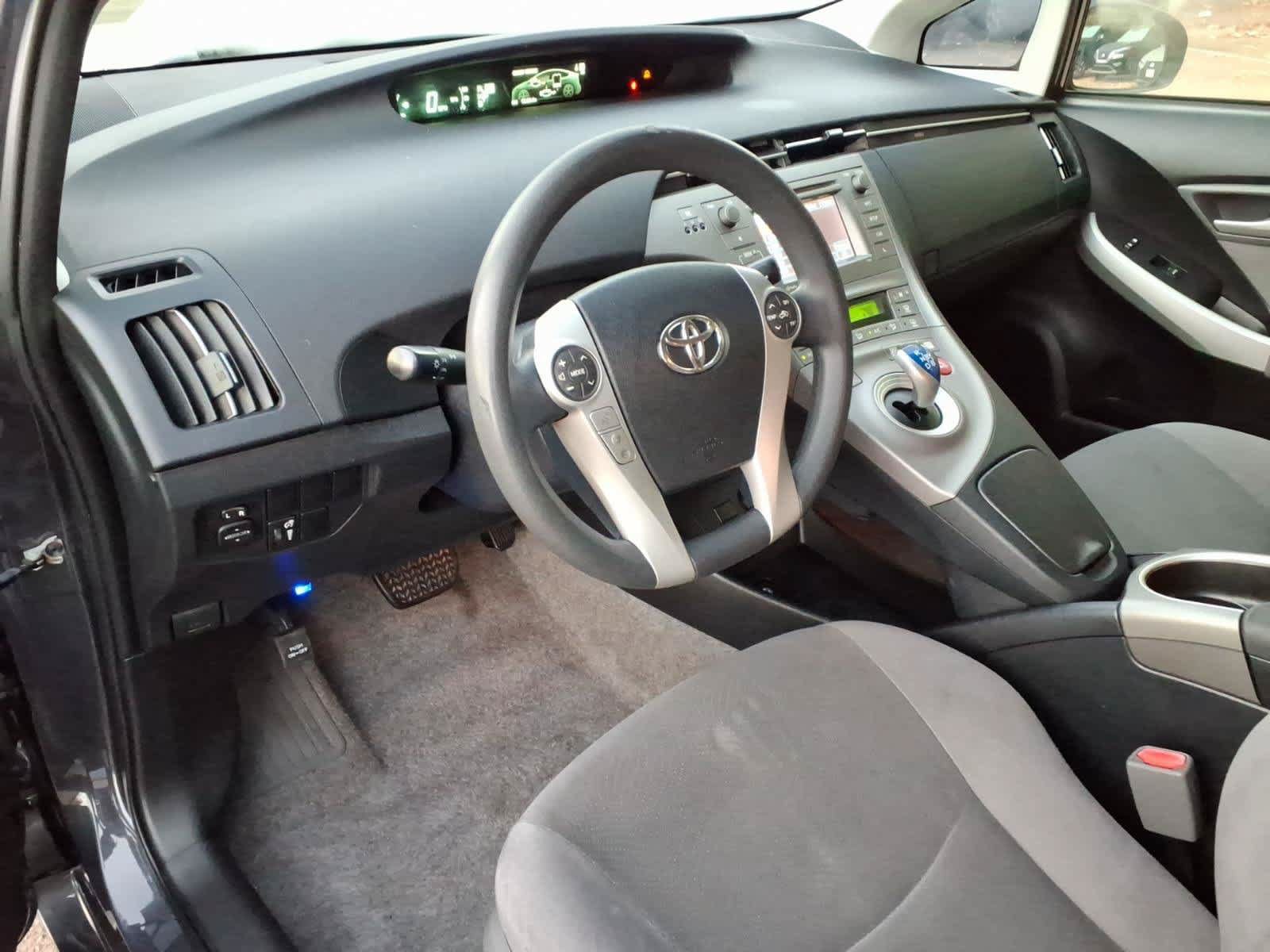 Used 2015 Toyota Prius Three FWD image 13