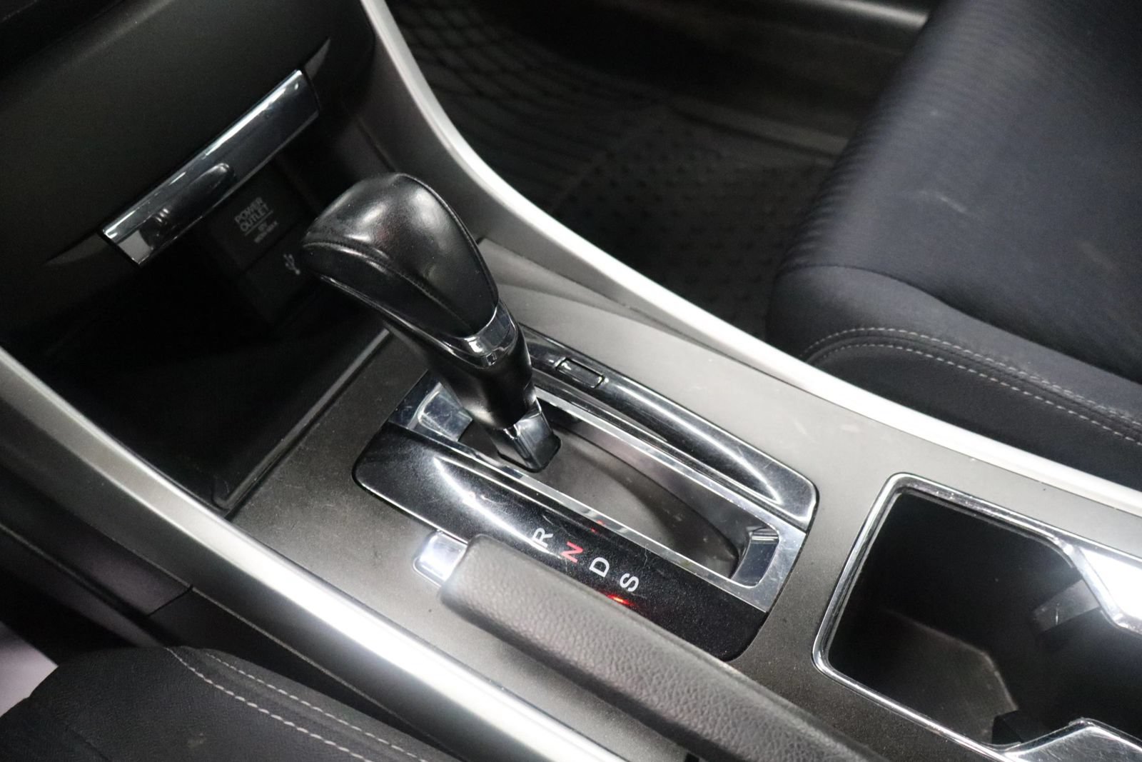 Used 2014 Honda Accord Sport image 21