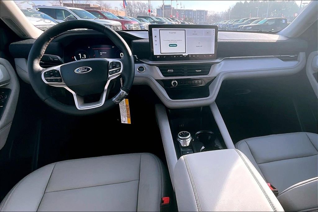 New 2026 Ford Explorer Active w/ Active Comfort Package image 5
