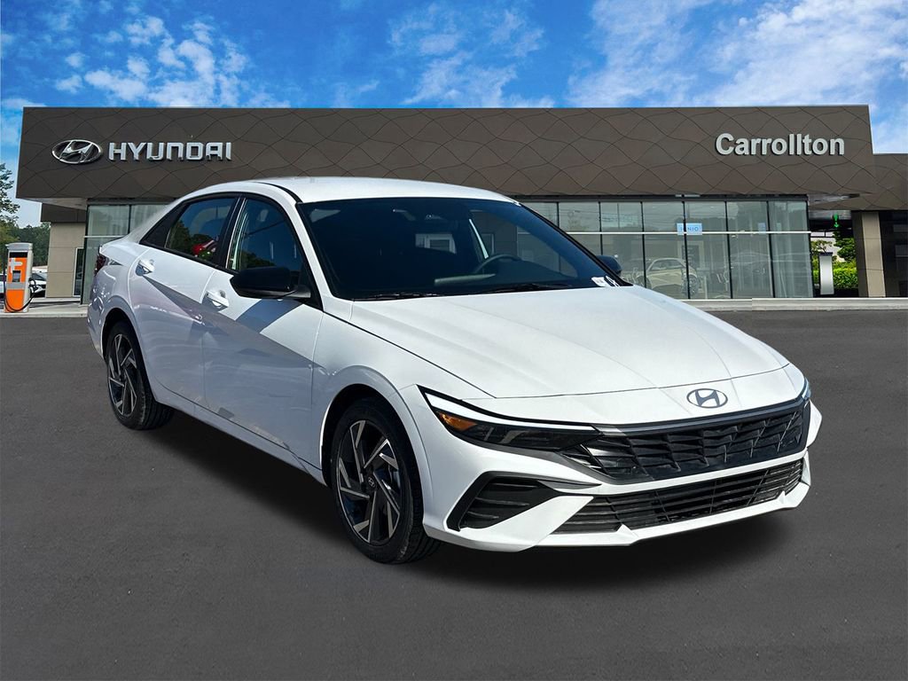 New 2025 Hyundai Elantra Sport image 3