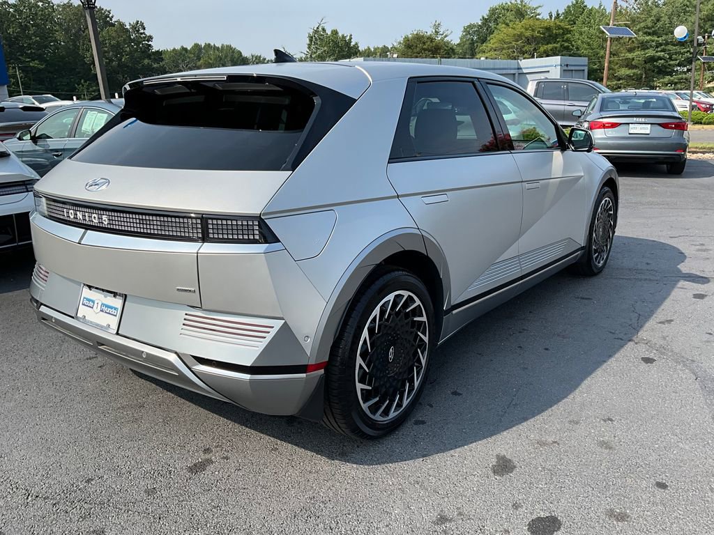 Used 2024 Hyundai Ioniq 5 Limited image 7