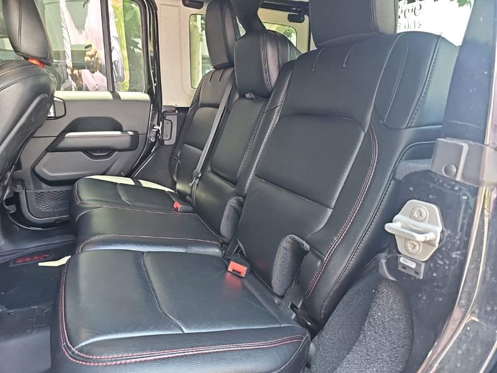 Used 2019 Jeep Wrangler Unlimited Rubicon AWD/4WD image 10