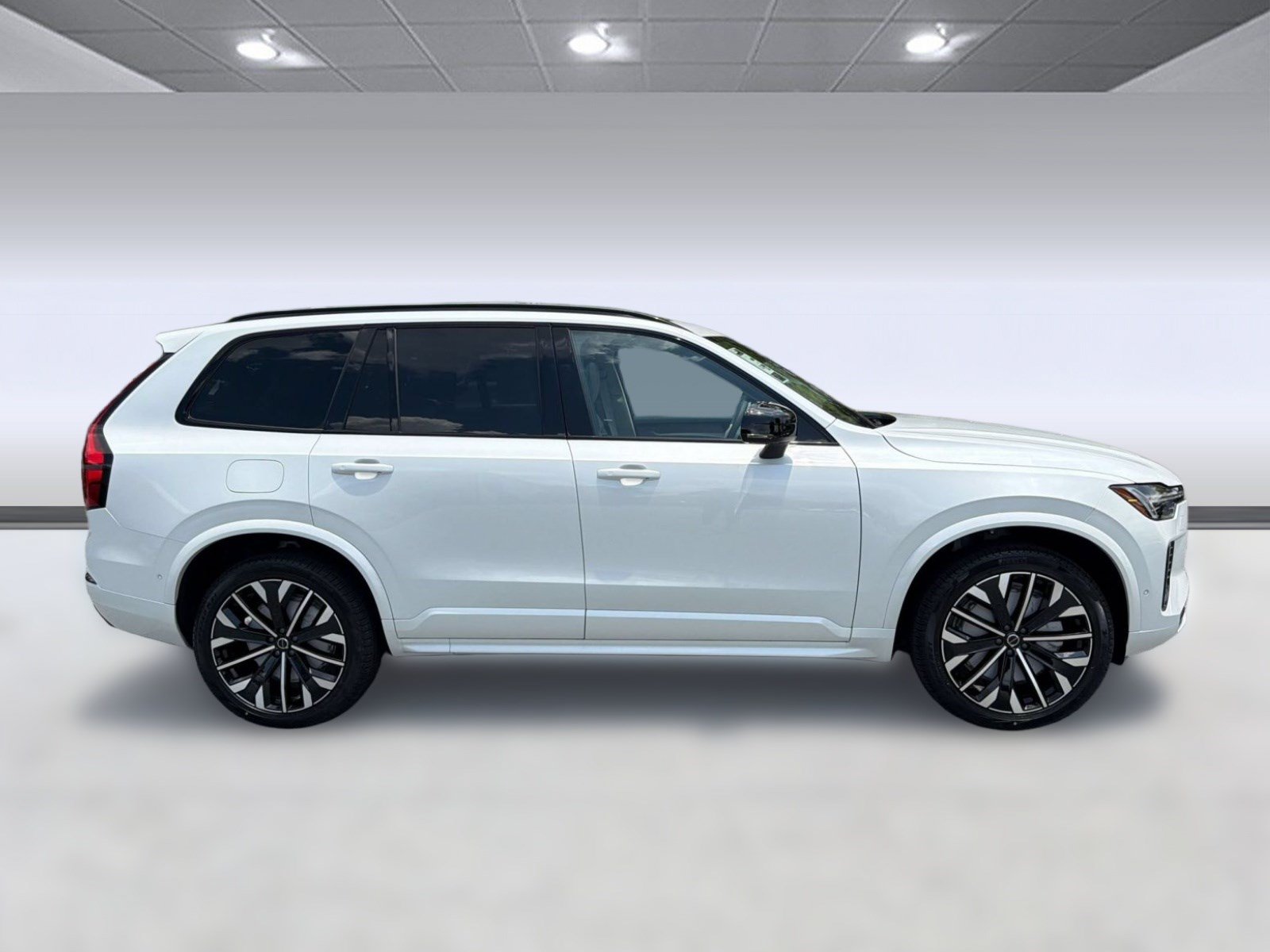 New 2026 Volvo XC90 B6 Ultra w/ Protection Package AWD/4WD image 7