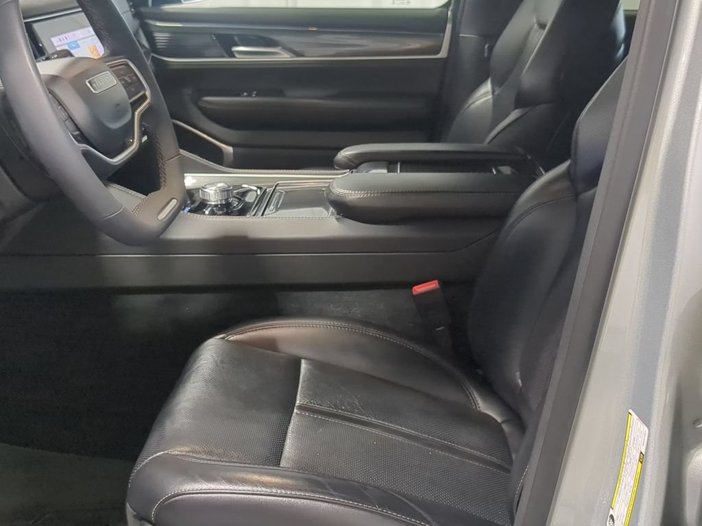 Used 2022 Jeep Wagoneer Series I w/ Convenience Group I AWD/4WD image 20