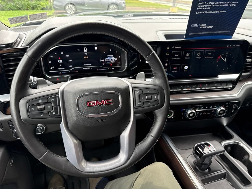 Used 2022 GMC Sierra 1500 SLT w/ SLT Convenience Package AWD/4WD image 19