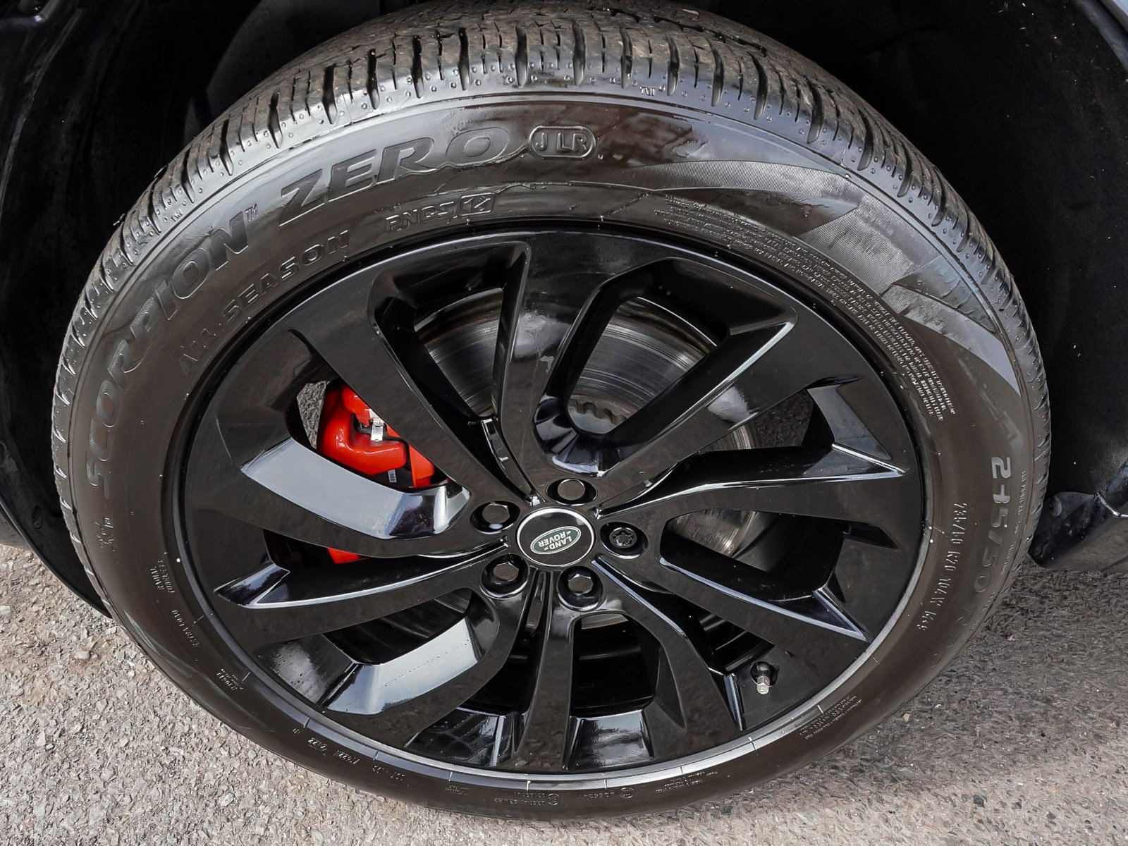 Used 2023 Land Rover Discovery Sport S R-Dynamic image 8